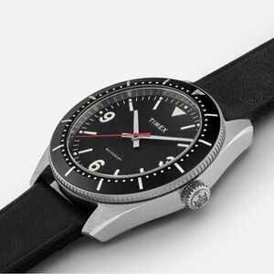 Timex Waterbury Hodinkee limited edition Watch, BNIB, Collectors item !!!